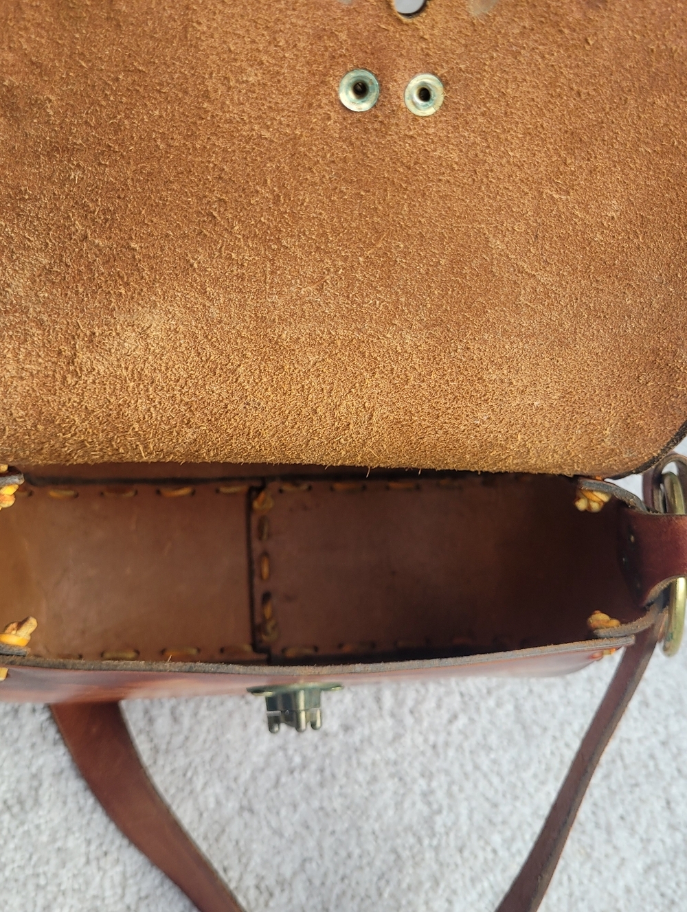 Stunning Artisan Shoulder Tooled Full Grain Genuine Leather Bag - Picture 13 of 13